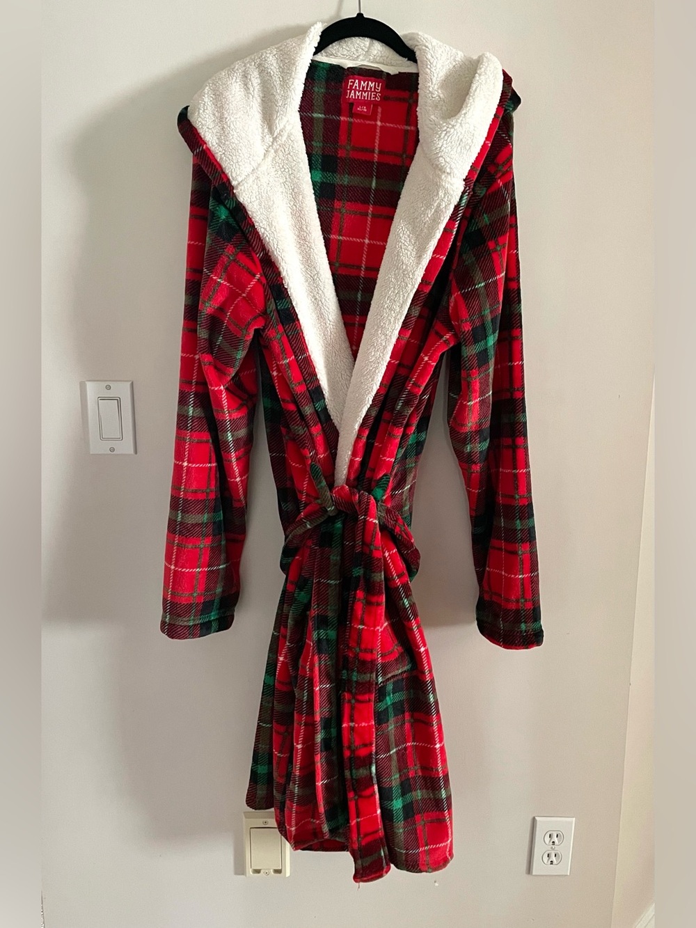 Fammy Jammies Robe ♥️
